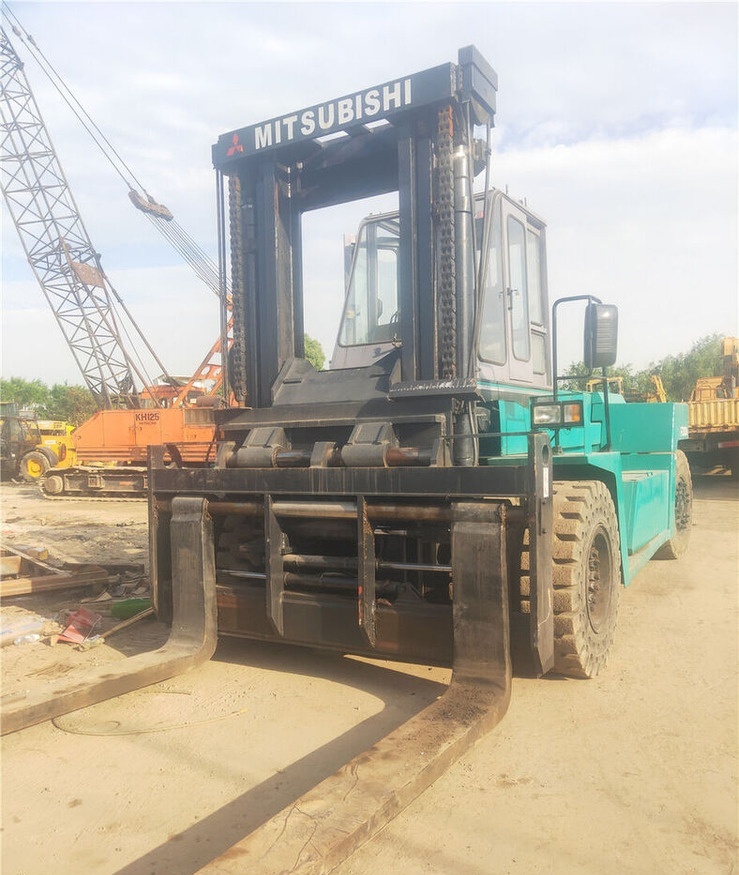 Mitsubishi FD300 - Dieselstapler: das Bild 1 Mitsubishi FD300 - Dieselstapler: das Bild 1