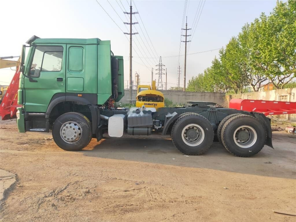 Sinotruk Howo A7 - Sattelzugmaschine: das Bild 2 Sinotruk Howo A7 - Sattelzugmaschine: das Bild 2