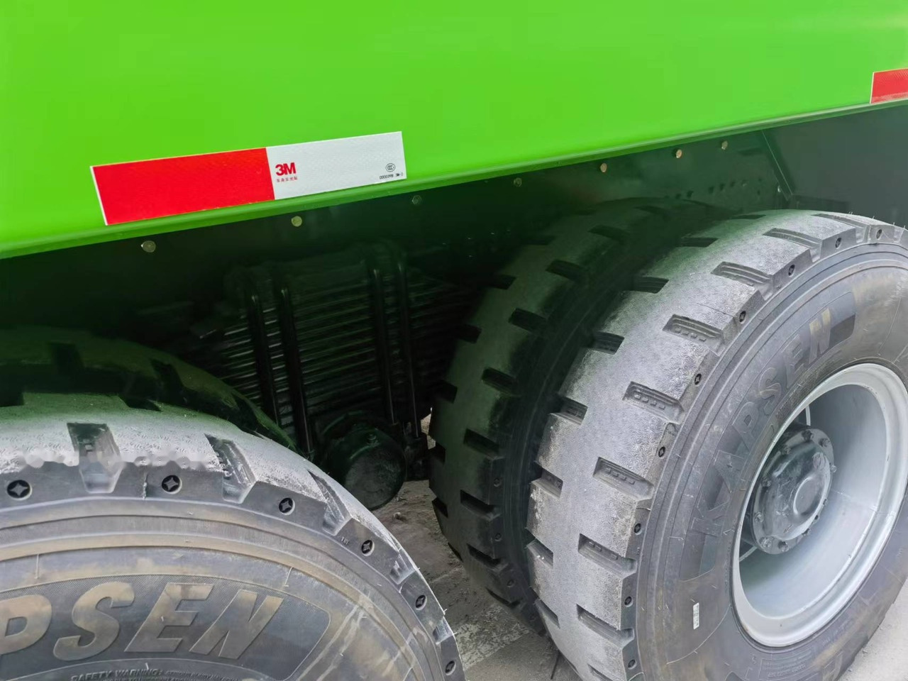 Shacman F3000 8*4 Dump truck - Kipper: das Bild 2 Shacman F3000 8*4 Dump truck - Kipper: das Bild 2