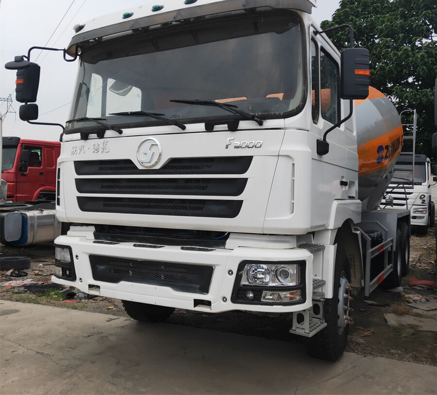 Shacman F3000 - Fahrmischer: das Bild 1 Shacman F3000 - Fahrmischer: das Bild 1