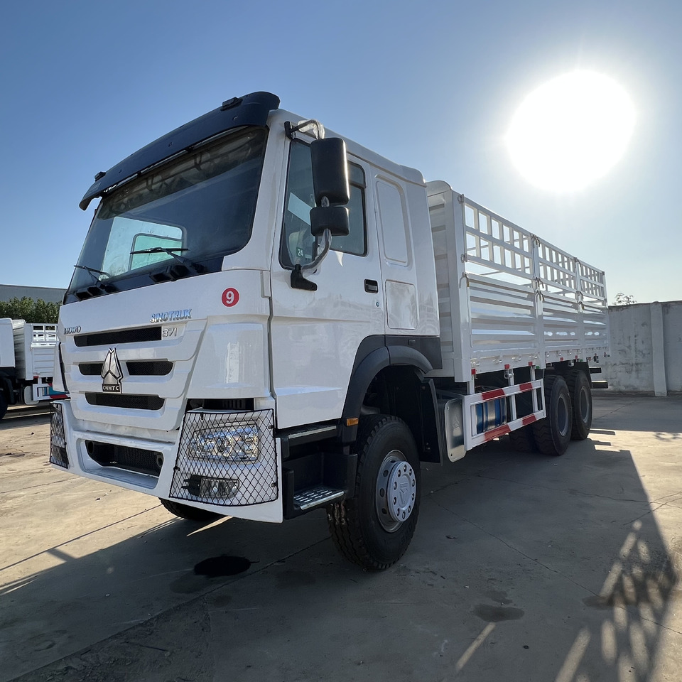 Sinotruk HOWO 371 6*4 Fence truck - Pritsche LKW: das Bild 1 Sinotruk HOWO 371 6*4 Fence truck - Pritsche LKW: das Bild 1