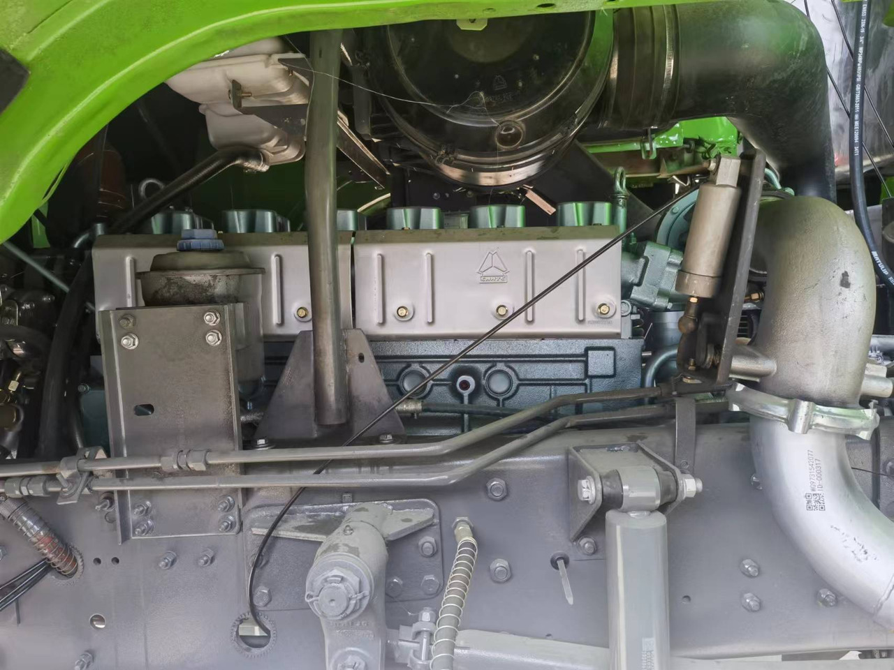 Sinotruk HOWO 8*4 Dump truck - Kipper: das Bild 5 Sinotruk HOWO 8*4 Dump truck - Kipper: das Bild 5