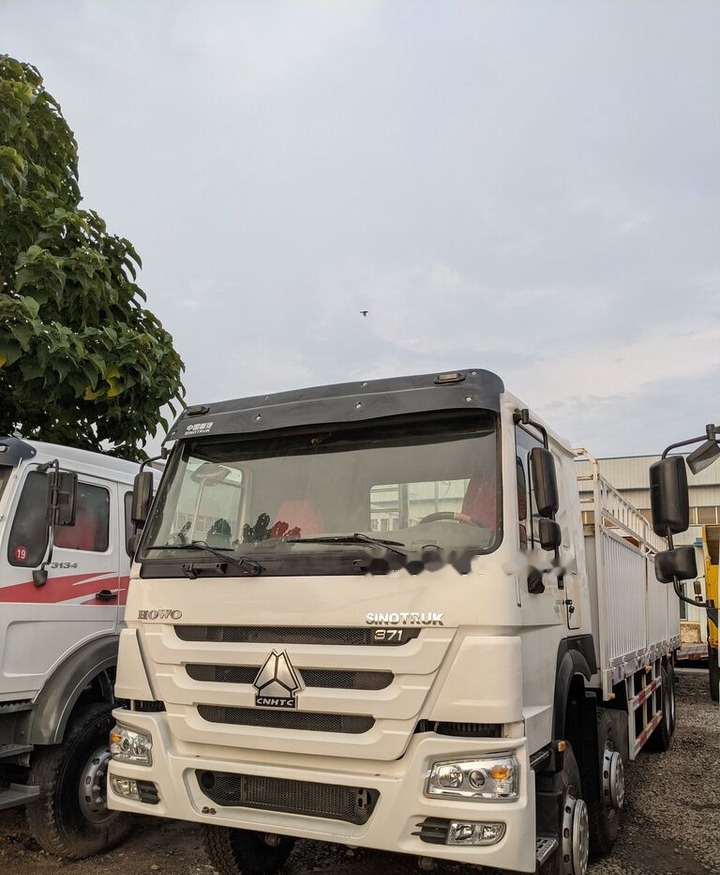 Sinotruk HOWO 8*4 Fence Truck - Pritsche LKW: das Bild 2 Sinotruk HOWO 8*4 Fence Truck - Pritsche LKW: das Bild 2