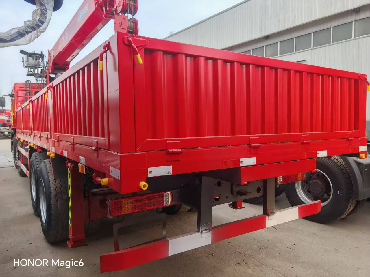 Sinotruk HOWO 8*4 Mobile crane - Mobilkran: das Bild 4 Sinotruk HOWO 8*4 Mobile crane - Mobilkran: das Bild 4