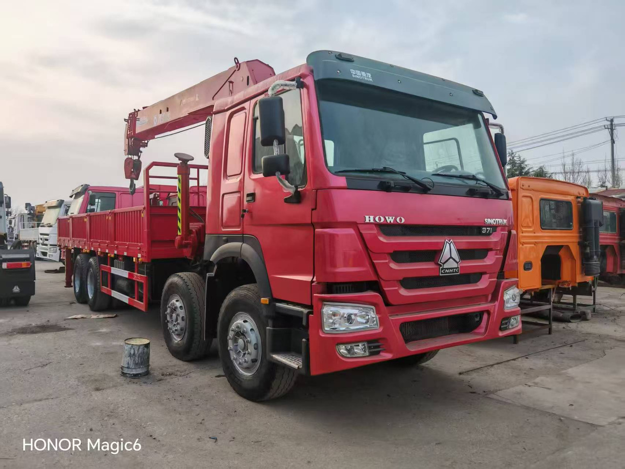 Sinotruk HOWO 8*4 Mobile crane - Mobilkran: das Bild 2 Sinotruk HOWO 8*4 Mobile crane - Mobilkran: das Bild 2