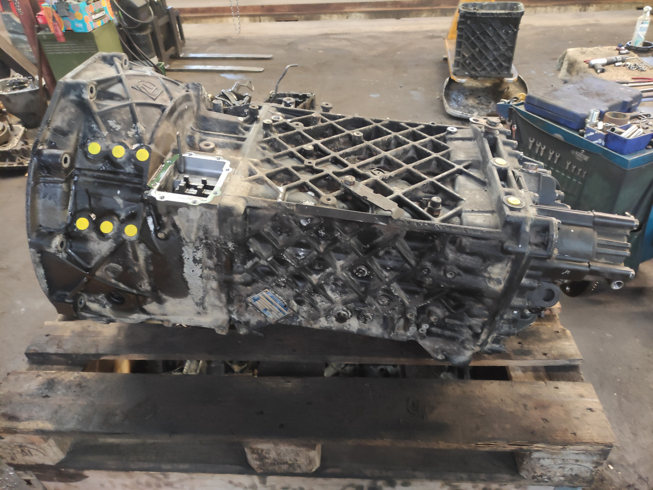 MAN TGA, TGS, TGX - Getriebe für LKW: das Bild 1 MAN TGA, TGS, TGX - Getriebe für LKW: das Bild 1