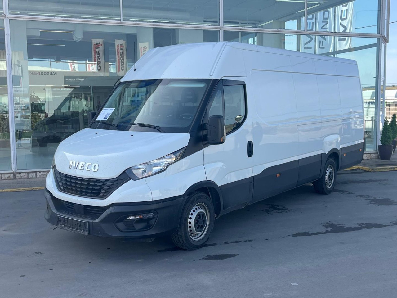 Furgón IVECO 35S14 16m3 - Kastenwagen: das Bild 1 Furgón IVECO 35S14 16m3 - Kastenwagen: das Bild 1