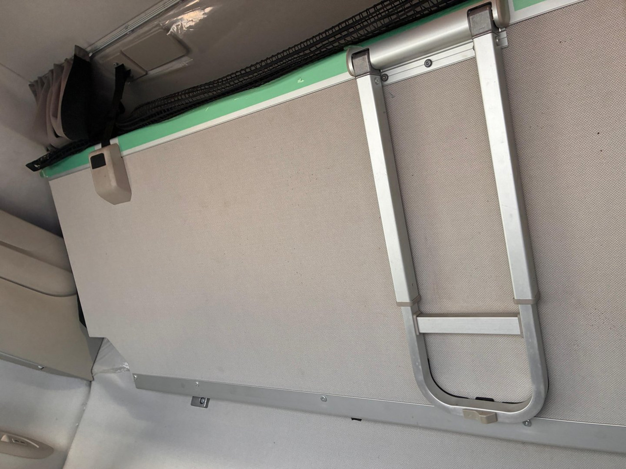 Sattelzugmaschine Cabeza Tractora IVECO 510 AUTOMATICO INTARDER: das Bild 14 Sattelzugmaschine Cabeza Tractora IVECO 510 AUTOMATICO INTARDER: das Bild 14