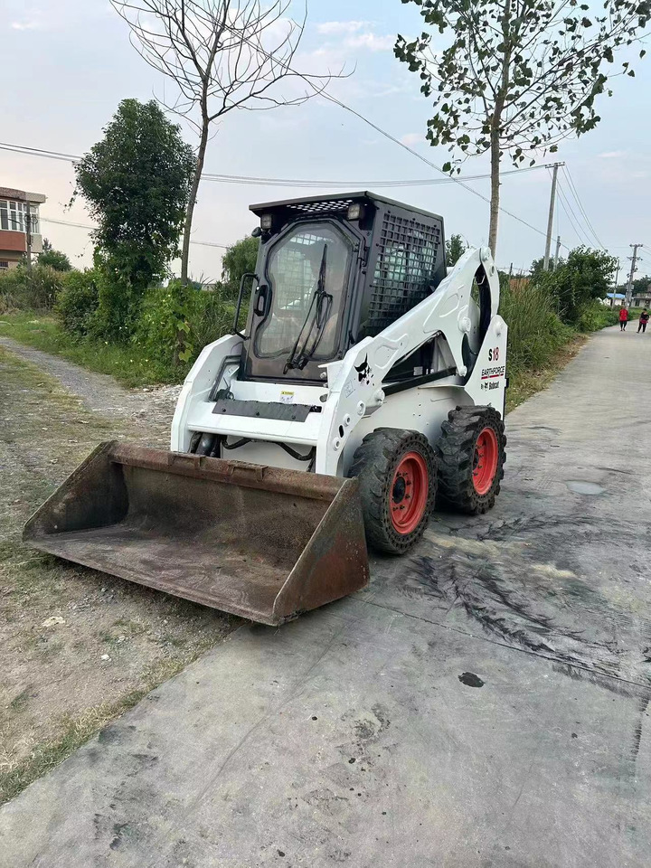 BOBCAT S17 S450 S550 - Kompaktlader: das Bild 2 BOBCAT S17 S450 S550 - Kompaktlader: das Bild 2