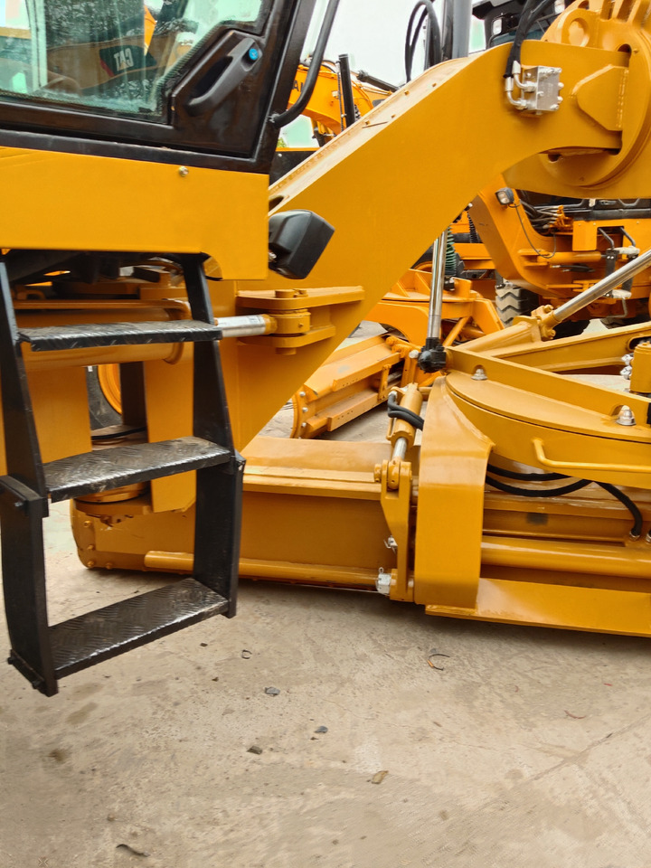 Grader CAT 140G 140H 140K: das Bild 9