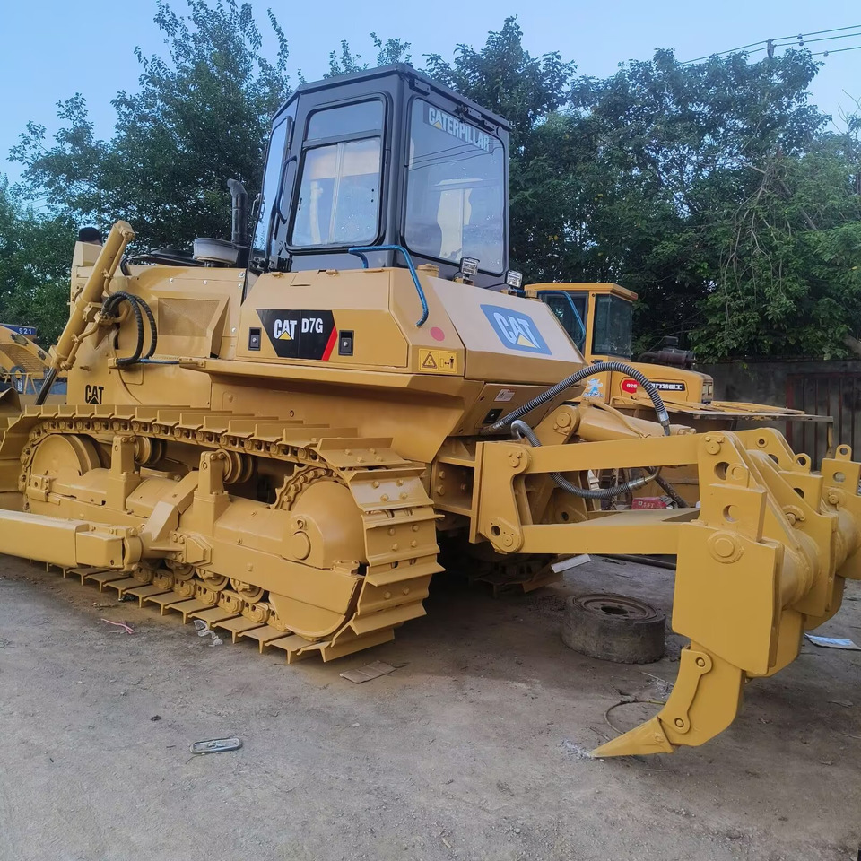 CAT D7G - Bulldozer: das Bild 3 CAT D7G - Bulldozer: das Bild 3