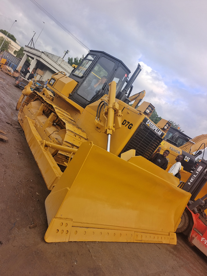 Bulldozer CATERPILLAR D7G CAT: das Bild 8
