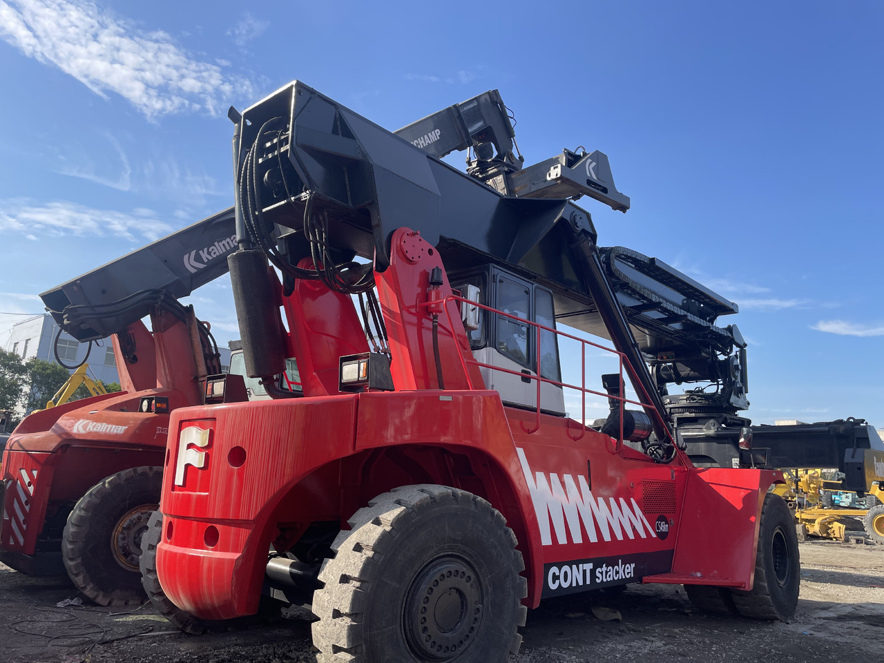 Reach stacker FANTUZZI CS45KMHD: das Bild 33