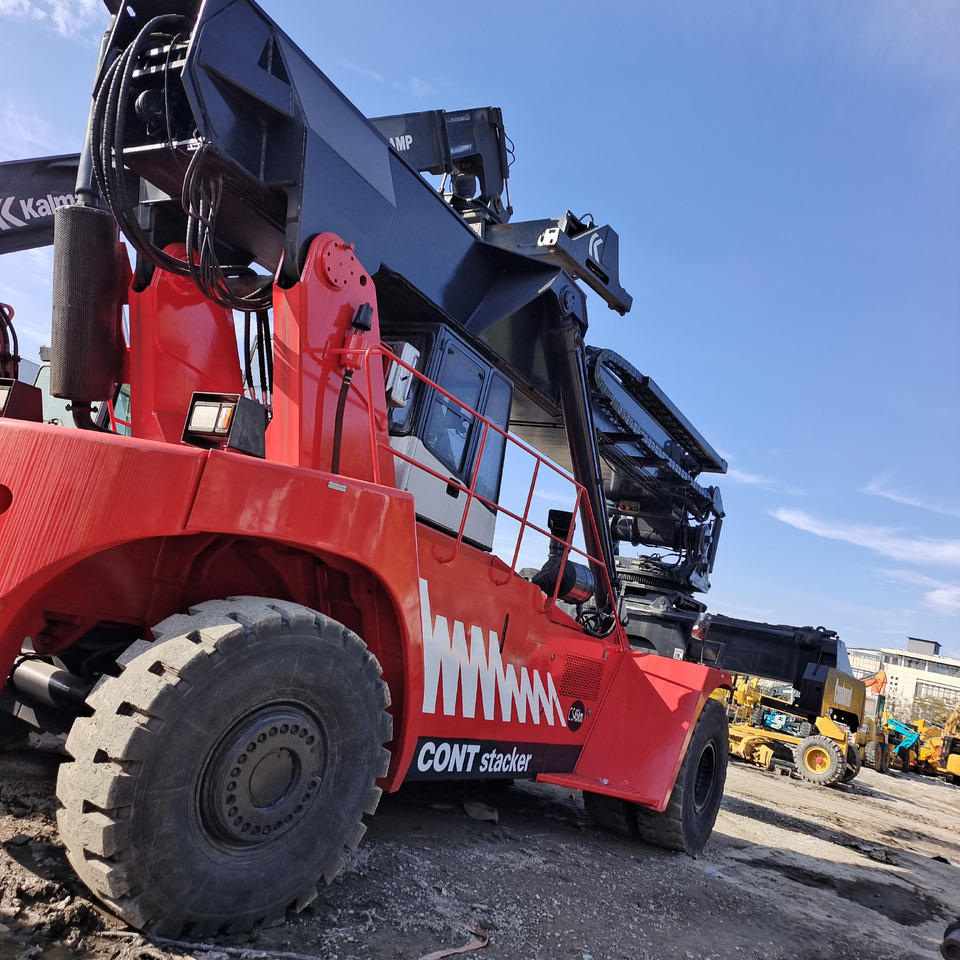 Reach stacker FANTUZZI CS45KMHD: das Bild 8