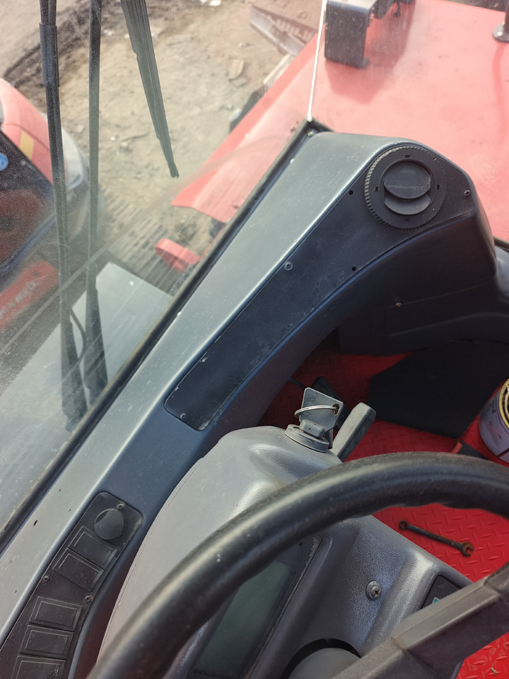 KALMAR DRF450 - Reach stacker: das Bild 4 KALMAR DRF450 - Reach stacker: das Bild 4
