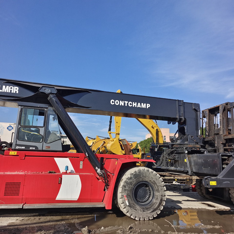 KALMAR DRT450 DRT DRD DRU 450 45 TON - Reach stacker: das Bild 2 KALMAR DRT450 DRT DRD DRU 450 45 TON - Reach stacker: das Bild 2