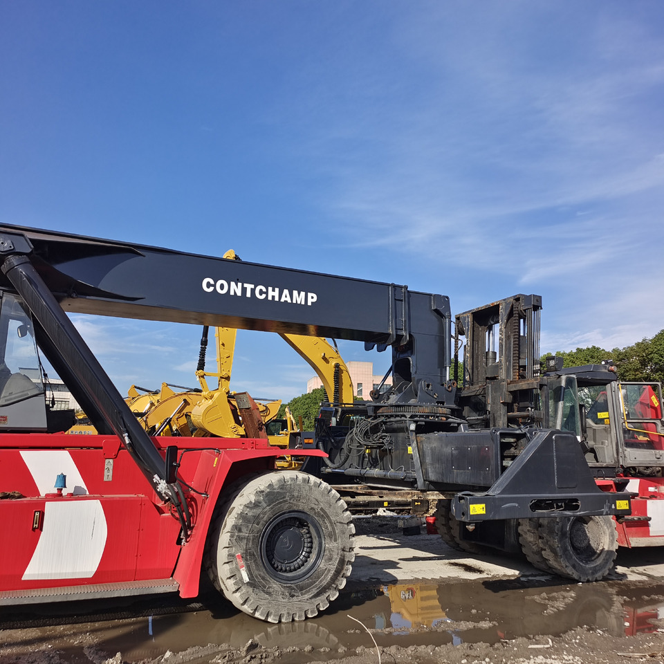 KALMAR DRT450 DRT DRD DRU 450 45 TON - Reach stacker: das Bild 3 KALMAR DRT450 DRT DRD DRU 450 45 TON - Reach stacker: das Bild 3