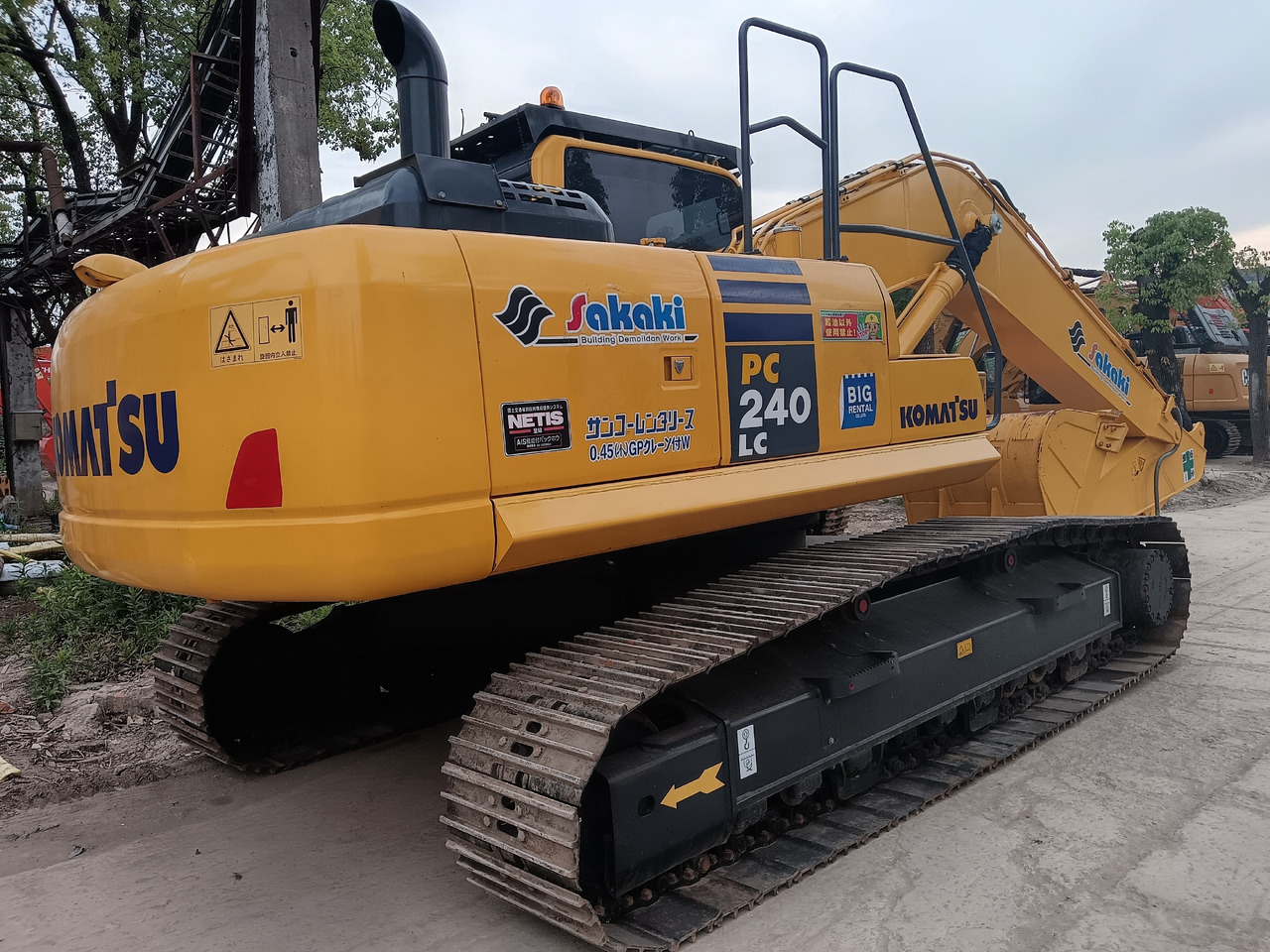 KOMATSU PC 240 LC - Kettenbagger: das Bild 2 KOMATSU PC 240 LC - Kettenbagger: das Bild 2
