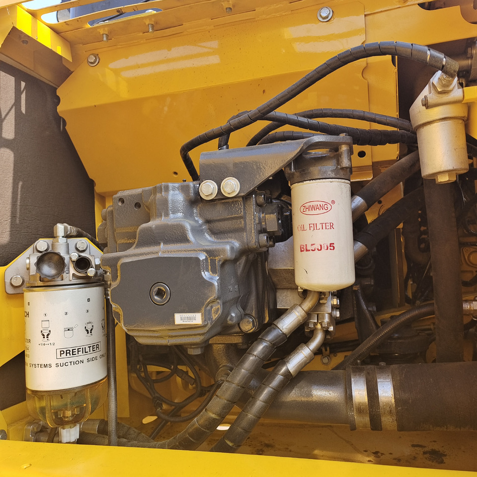 KOMATSU PC200 - 8 N1 - Kettenbagger: das Bild 5 KOMATSU PC200 - 8 N1 - Kettenbagger: das Bild 5