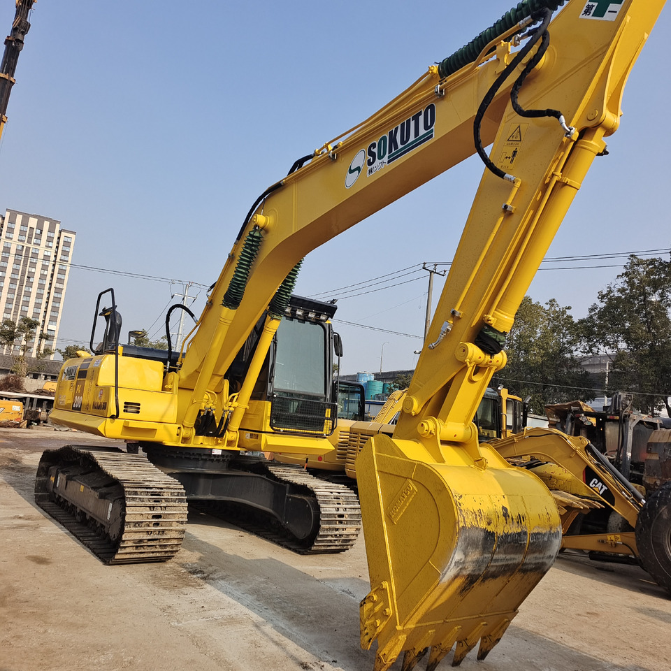 KOMATSU PC200 - 8 N1 - Kettenbagger: das Bild 2 KOMATSU PC200 - 8 N1 - Kettenbagger: das Bild 2