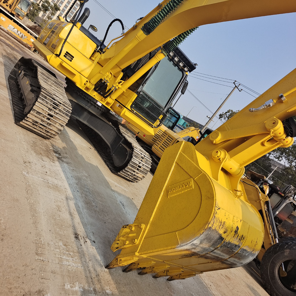 KOMATSU PC200 - 8 N1 - Kettenbagger: das Bild 3 KOMATSU PC200 - 8 N1 - Kettenbagger: das Bild 3