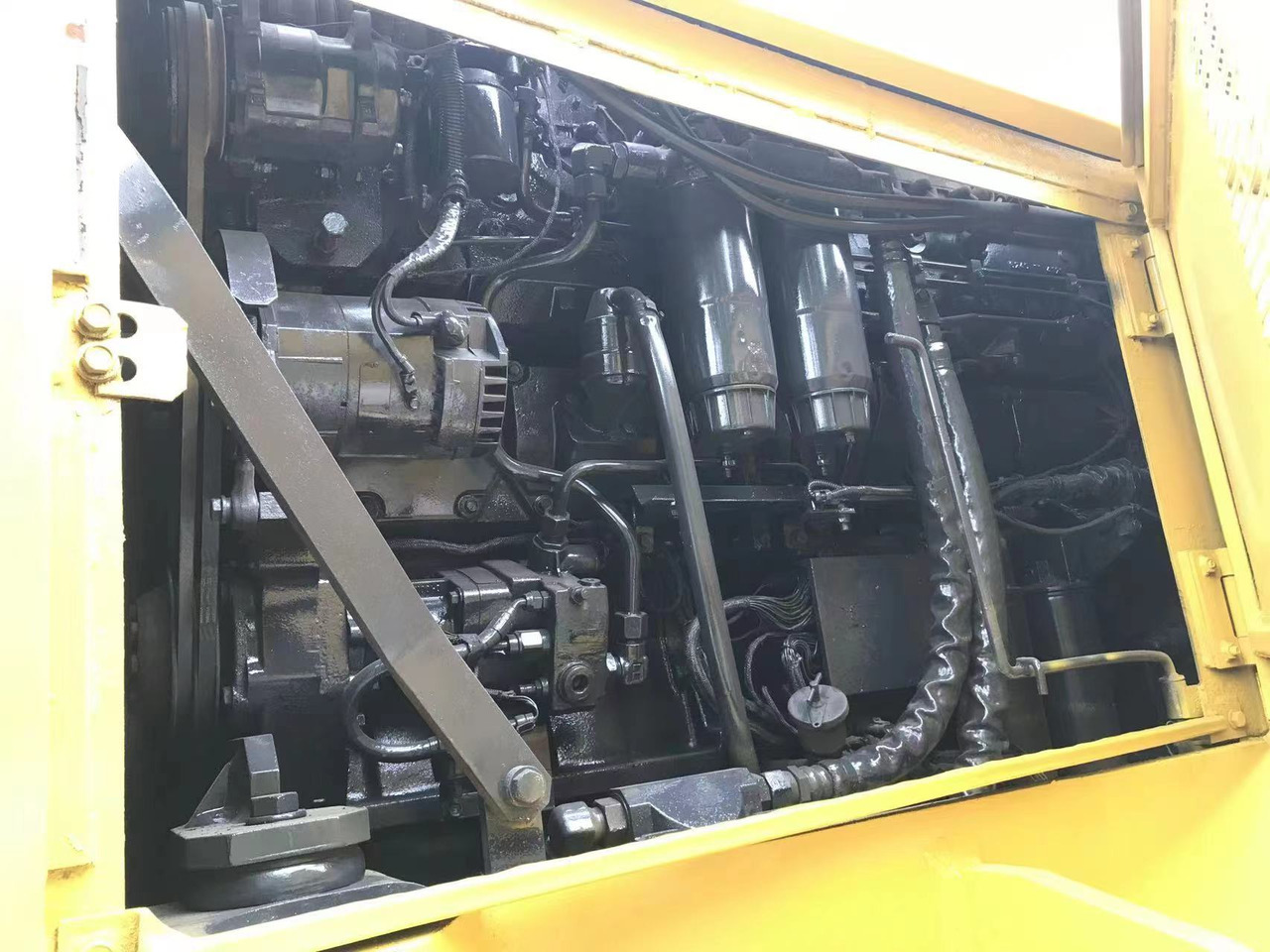 KOMATSU WA 600 - 6 - Radlader: das Bild 4 KOMATSU WA 600 - 6 - Radlader: das Bild 4