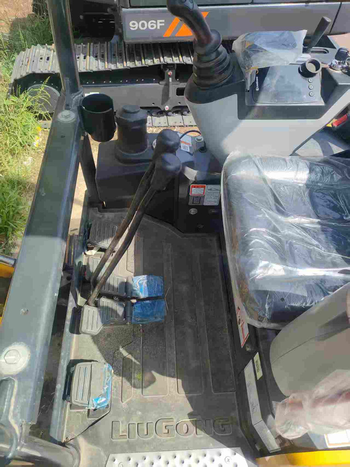 LIUGONG 9017F BRAND NEW 1.7 TON 1.8 TON 2 TON 1 TON MICRO DIGGER - Minibagger: das Bild 5 LIUGONG 9017F BRAND NEW 1.7 TON 1.8 TON 2 TON 1 TON MICRO DIGGER - Minibagger: das Bild 5