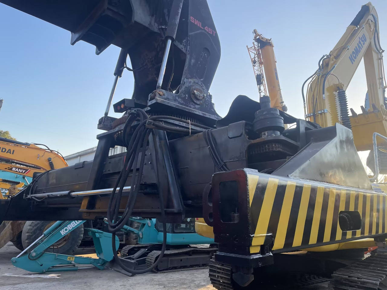 SANY SRSC 45C30 - Reach stacker: das Bild 3 SANY SRSC 45C30 - Reach stacker: das Bild 3