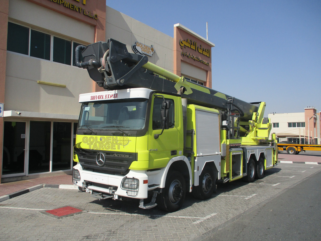 Mercedes ACTROS 4140 8x4 METZ P56 Fire Truck - Feuerwehrfahrzeug: das Bild 4 Mercedes ACTROS 4140 8x4 METZ P56 Fire Truck - Feuerwehrfahrzeug: das Bild 4