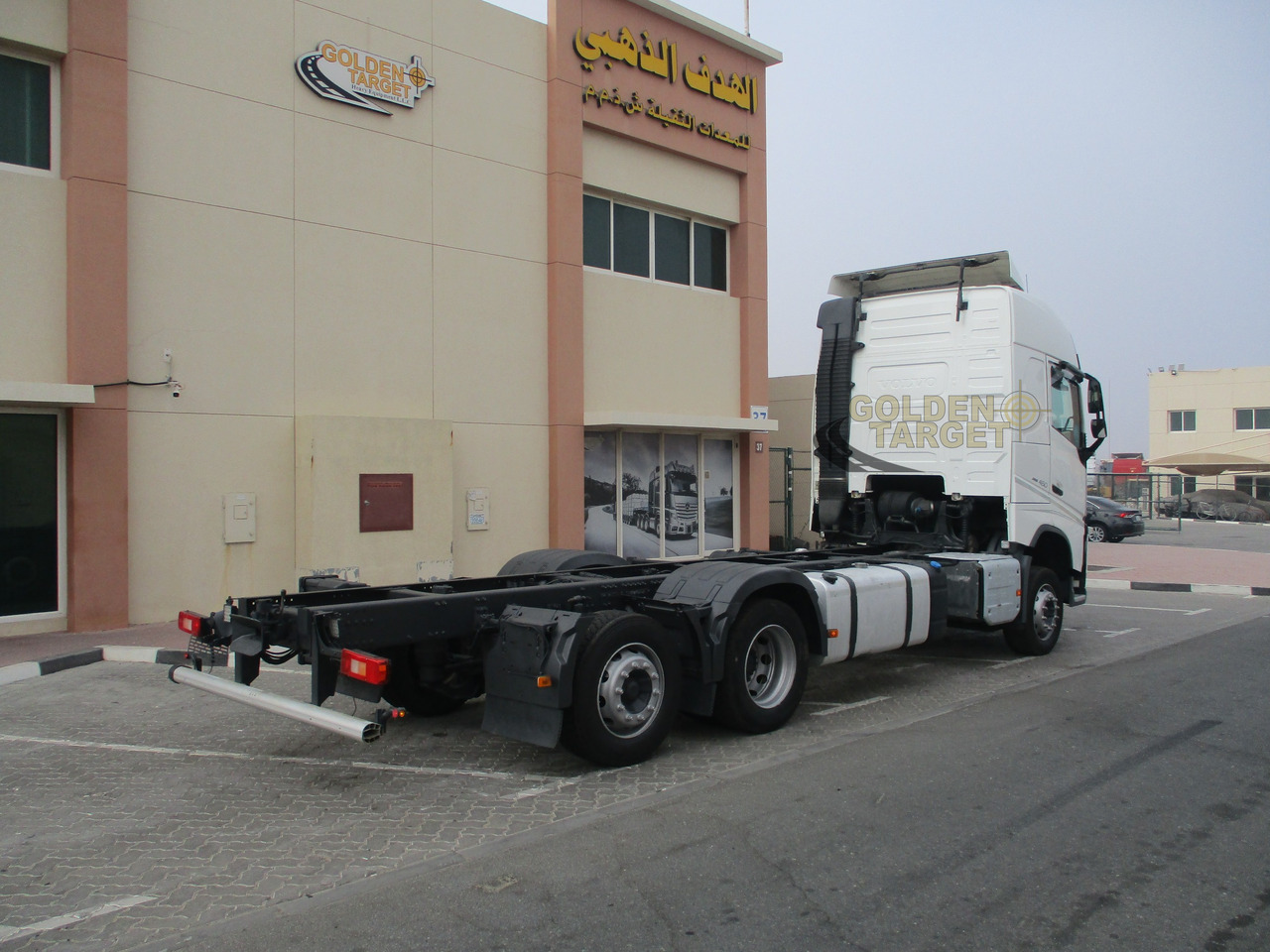 Volvo FH460 6×2 Chassis - Fahrgestell LKW: das Bild 3 Volvo FH460 6×2 Chassis - Fahrgestell LKW: das Bild 3