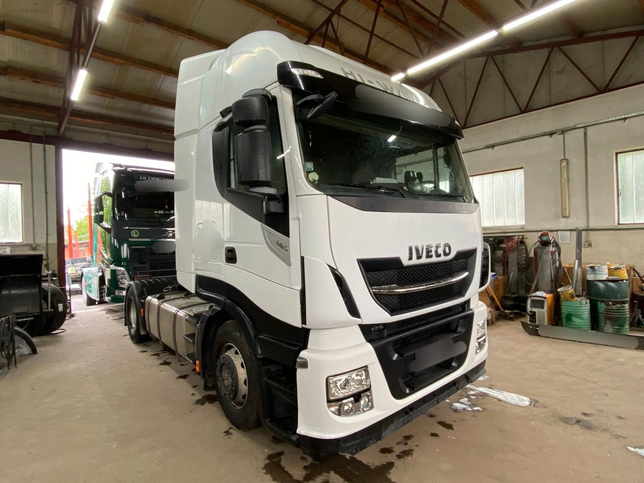 Iveco Stralis 460 Hi-Way 4x2Tractor -Tipper hydraulic - Sattelzugmaschine: das Bild 2 Iveco Stralis 460 Hi-Way 4x2Tractor -Tipper hydraulic - Sattelzugmaschine: das Bild 2