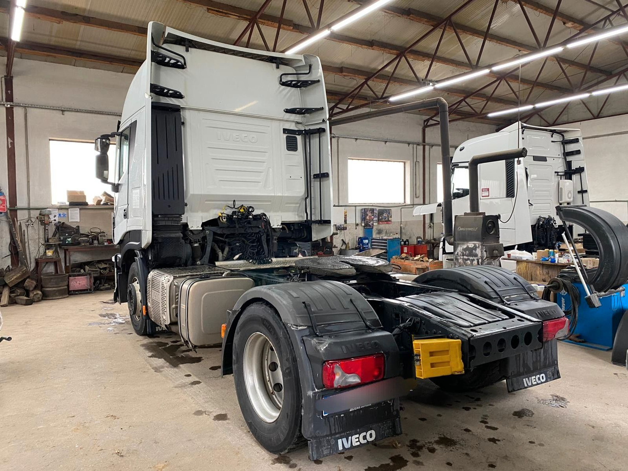 Iveco Stralis 460 Hi-Way 4x2Tractor -Tipper hydraulic - Sattelzugmaschine: das Bild 5 Iveco Stralis 460 Hi-Way 4x2Tractor -Tipper hydraulic - Sattelzugmaschine: das Bild 5