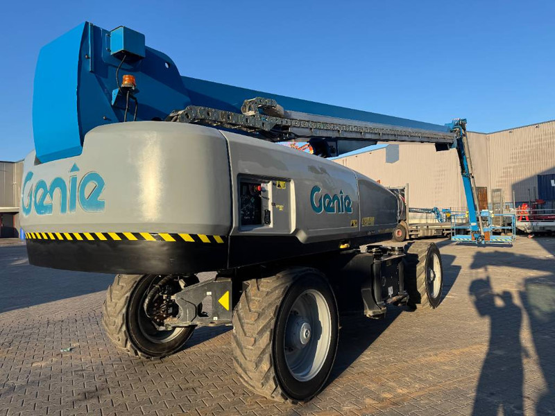Genie SX 135 XC - Teleskopbühne: das Bild 4 Genie SX 135 XC - Teleskopbühne: das Bild 4