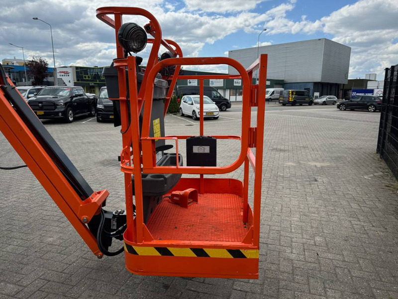 JLG E 450 AJ - Gelenkarmbühne: das Bild 5 JLG E 450 AJ - Gelenkarmbühne: das Bild 5