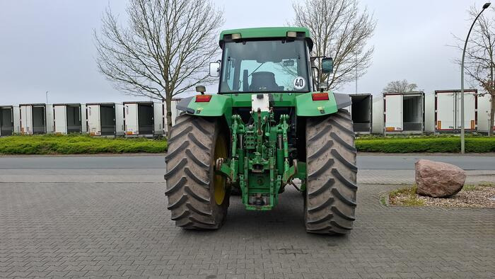 John Deere 7710 - Traktor: das Bild 2 John Deere 7710 - Traktor: das Bild 2