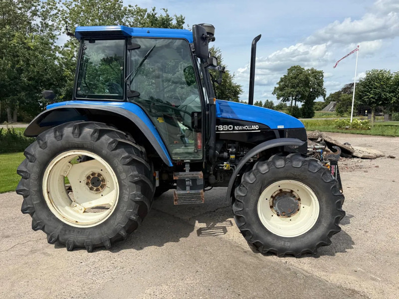 New Holland TS90 TS 90 FH FA Trekker EX OVERHEID - Traktor: das Bild 3 New Holland TS90 TS 90 FH FA Trekker EX OVERHEID - Traktor: das Bild 3
