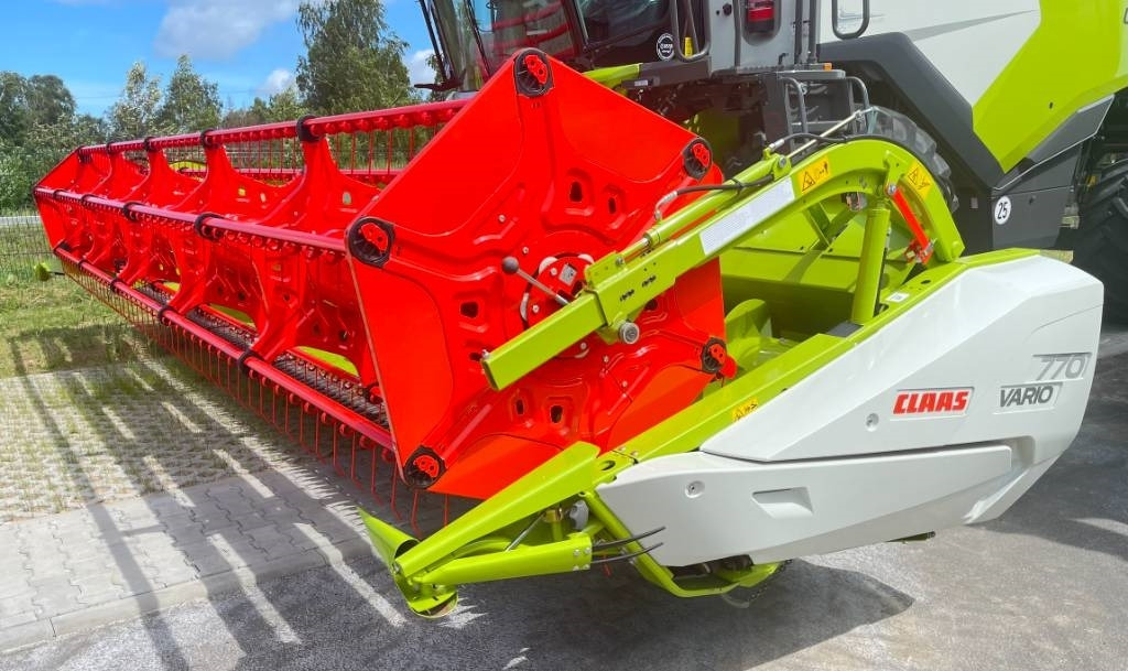 Claas VARIO 770 - Zubehör für Erntemaschine: das Bild 1 Claas VARIO 770 - Zubehör für Erntemaschine: das Bild 1