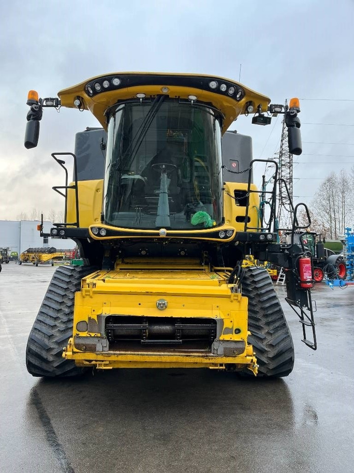 Mähdrescher New Holland CR 9.90: das Bild 7