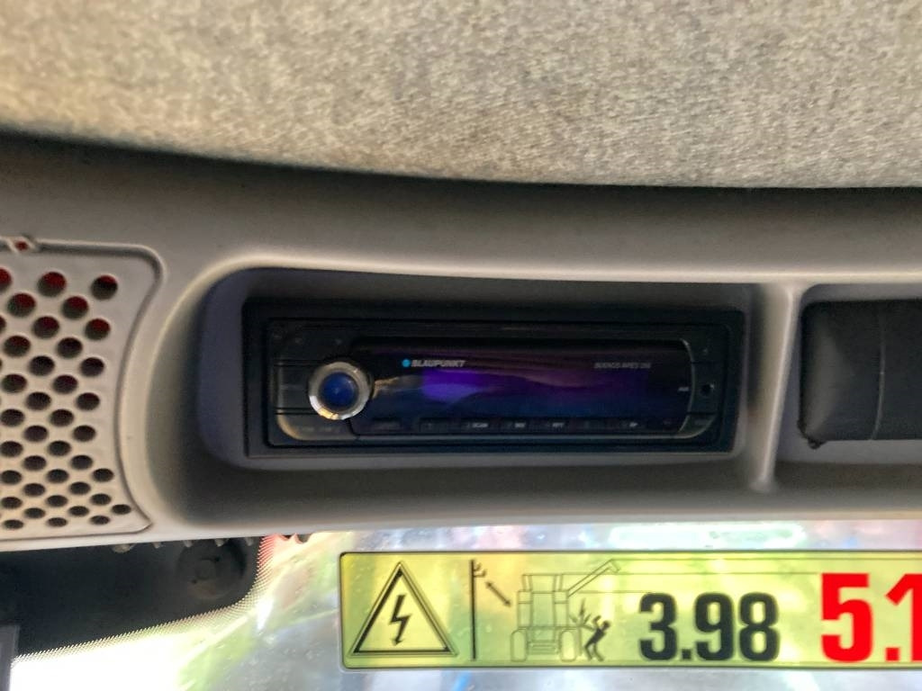 Mähdrescher New Holland CR 9090 Elevation: das Bild 14