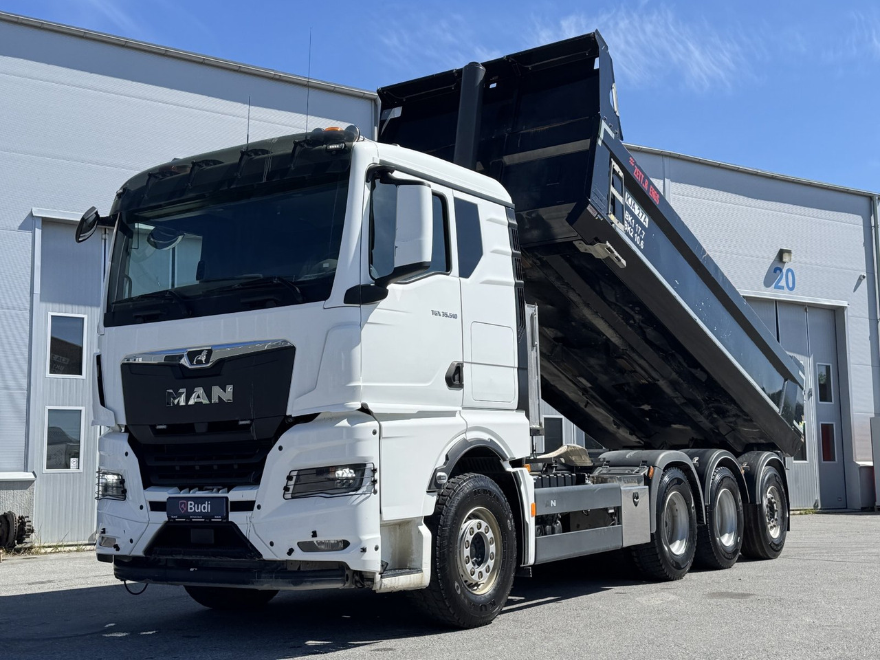Dumperbil MAN TGX 35.510 8X4-4 BL CH -2022 | Parabel luft - Kipper: das Bild 1 Dumperbil MAN TGX 35.510 8X4-4 BL CH -2022 | Parabel luft - Kipper: das Bild 1