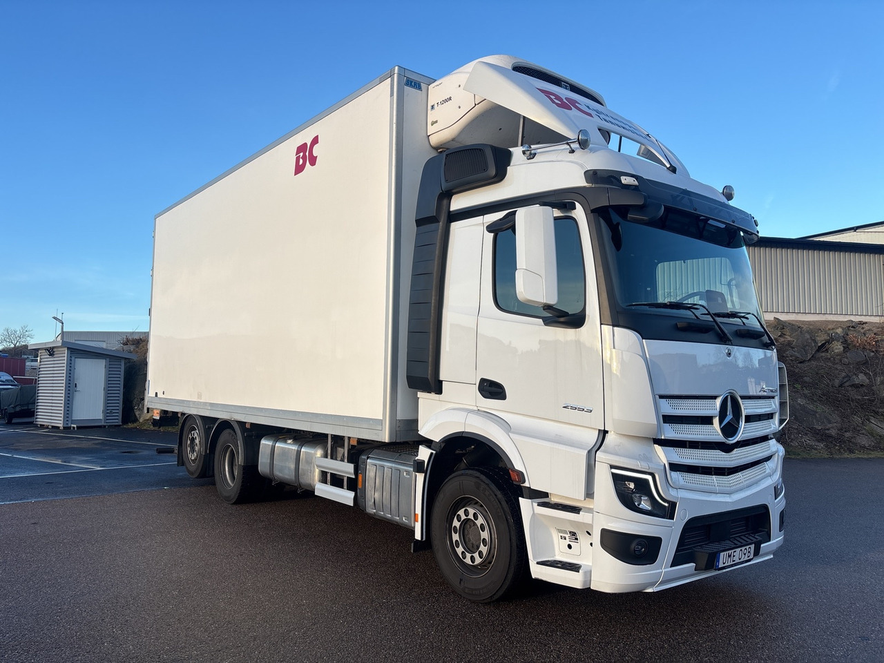 Kylbil Mercedes-Benz Actros -2024 - Kühlkoffer LKW: das Bild 1 Kylbil Mercedes-Benz Actros -2024 - Kühlkoffer LKW: das Bild 1