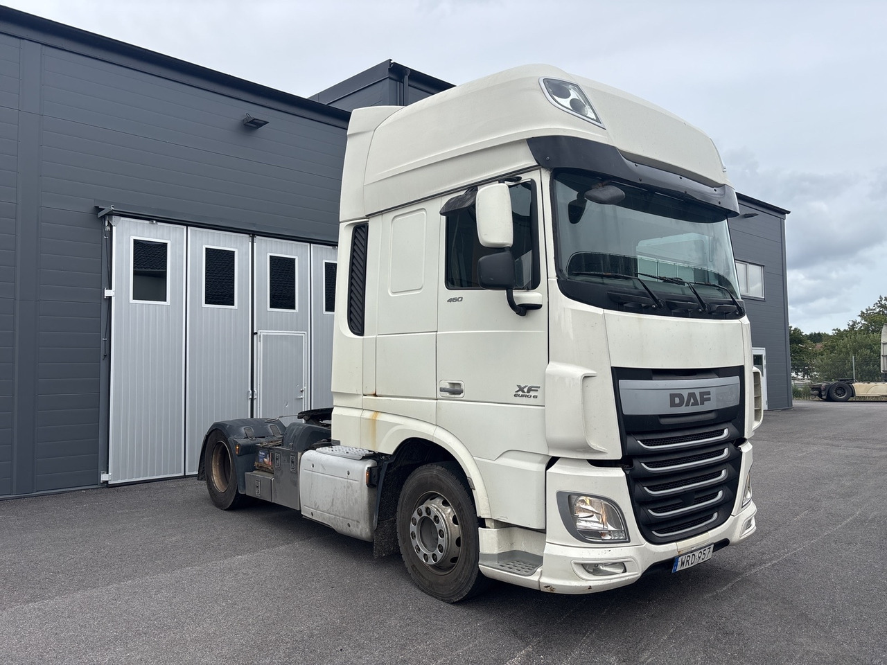 Dragbil DAF XF 460 4x2 FT -2015 | Super Space Cab - Sattelzugmaschine: das Bild 1 Dragbil DAF XF 460 4x2 FT -2015 | Super Space Cab - Sattelzugmaschine: das Bild 1