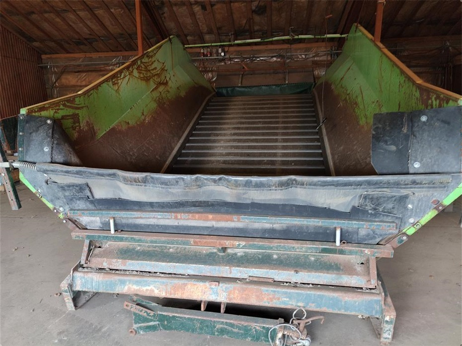 Miedema
SB 1051 - Kartoffeltechnik: das Bild 2 Miedema
SB 1051 - Kartoffeltechnik: das Bild 2
