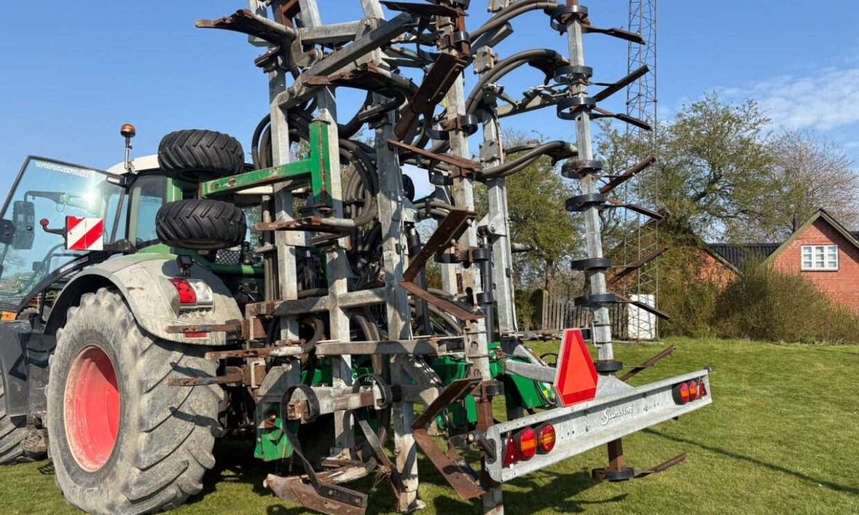 Samson CMX 12 rækket majs-nedfælder - Gülleinjektor: das Bild 1 Samson CMX 12 rækket majs-nedfælder - Gülleinjektor: das Bild 1