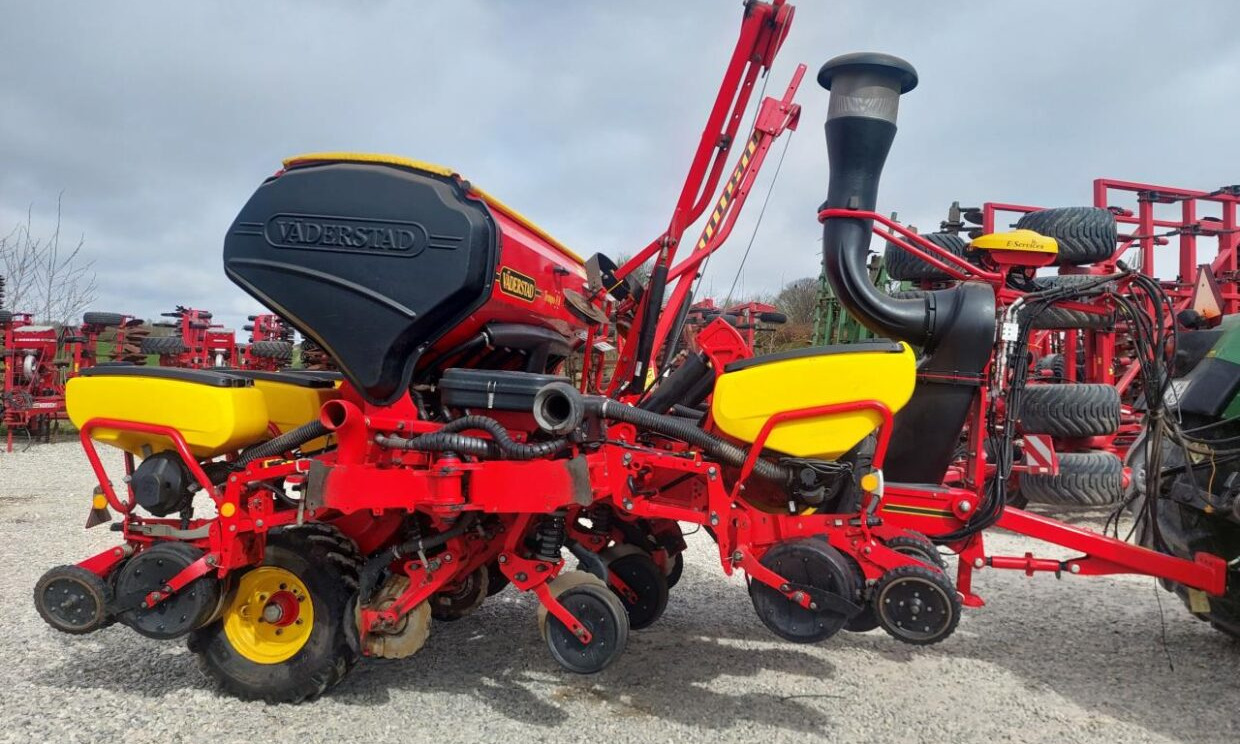 Väderstad Tempo 8 F med E-service - Einzelkornsämaschine: das Bild 3 Väderstad Tempo 8 F med E-service - Einzelkornsämaschine: das Bild 3