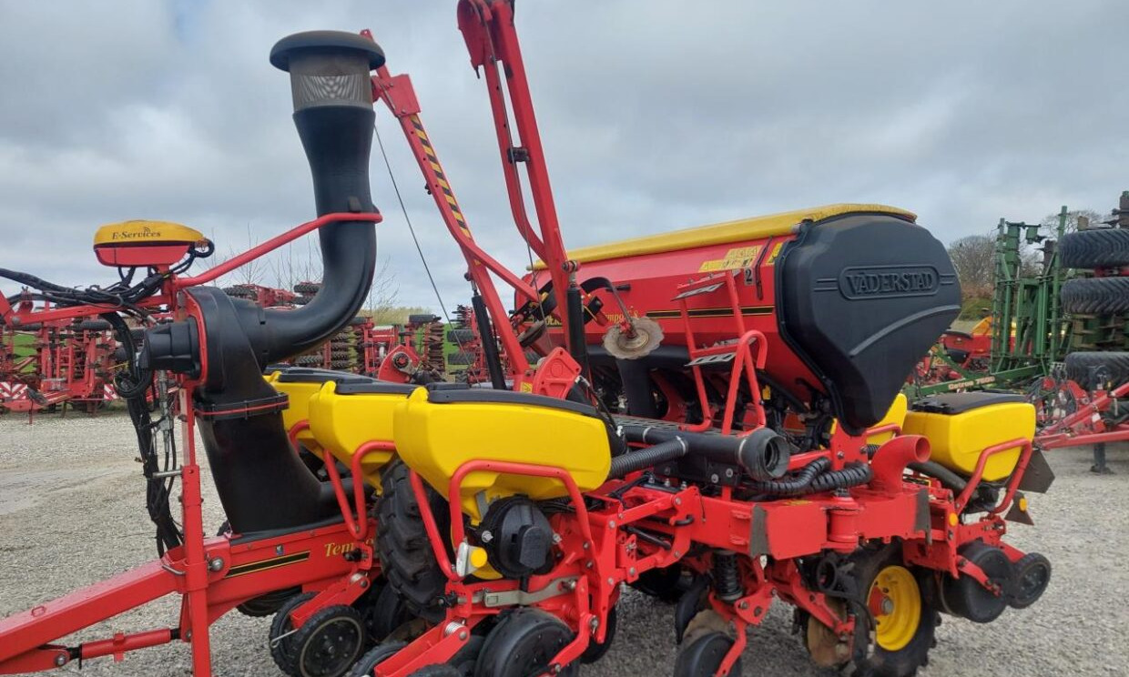 Väderstad Tempo 8 F med E-service - Einzelkornsämaschine: das Bild 4 Väderstad Tempo 8 F med E-service - Einzelkornsämaschine: das Bild 4