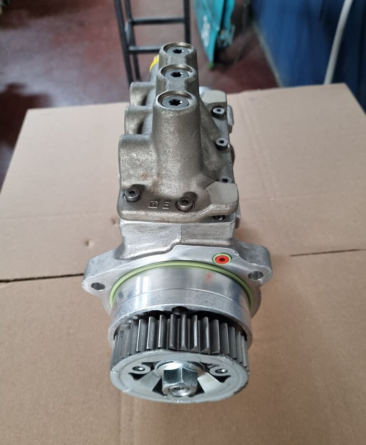 Delphi ATEGO EURO 6 A9360701601/001 Mercedes-Benz ATEGO EURO 6 - Kraftstoffpumpe für LKW: das Bild 2 Delphi ATEGO EURO 6 A9360701601/001 Mercedes-Benz ATEGO EURO 6 - Kraftstoffpumpe für LKW: das Bild 2