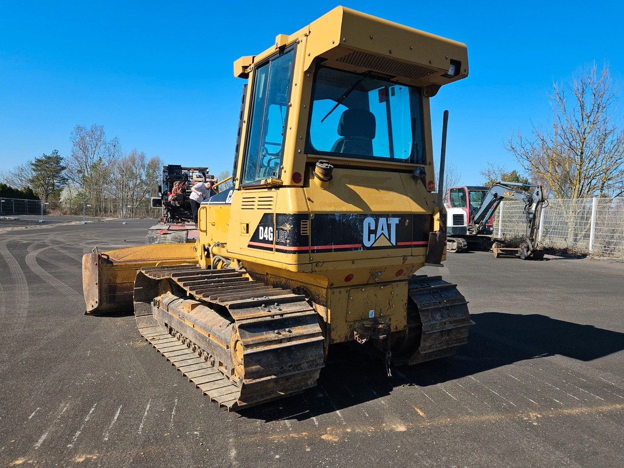CAT D4G LGP - Bulldozer: das Bild 3 CAT D4G LGP - Bulldozer: das Bild 3