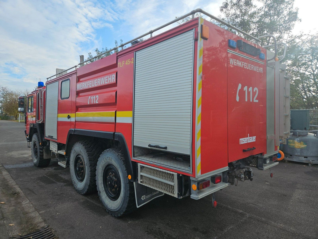 MAN KAT 15.232 6x6 Tanklöschfahrzeug - Tankwagen: das Bild 4 MAN KAT 15.232 6x6 Tanklöschfahrzeug - Tankwagen: das Bild 4