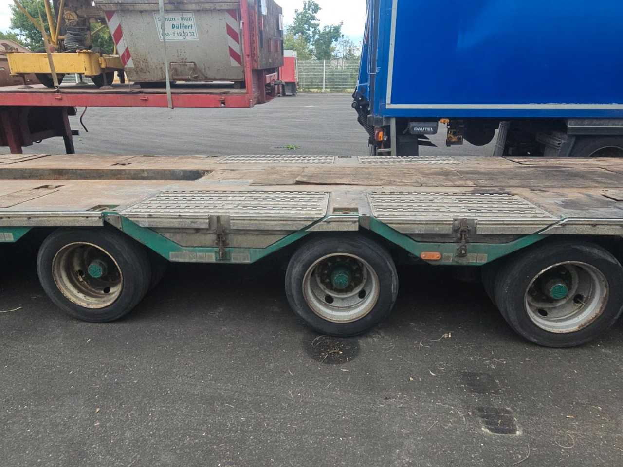 Meusburger MPG-4 Tieflader mit Radmulden 39.5t - Tieflader Auflieger: das Bild 5 Meusburger MPG-4 Tieflader mit Radmulden 39.5t - Tieflader Auflieger: das Bild 5